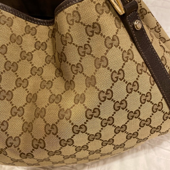 Gucci Handbag - Picture 2 of 6